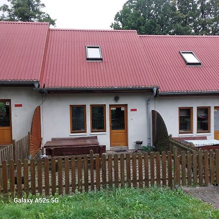 Domki Nad Jeziorem Karlowice Экстерьер фото