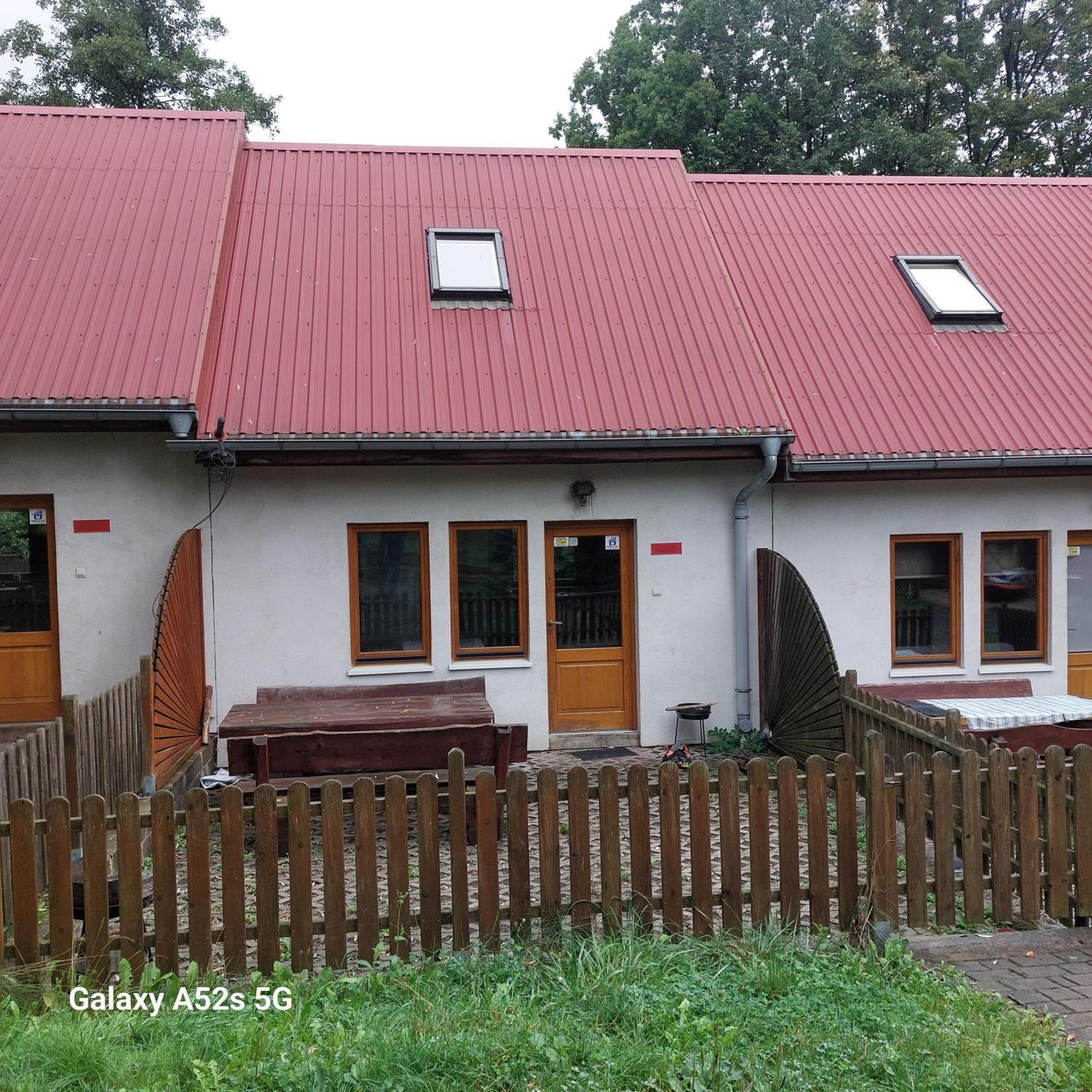 Domki Nad Jeziorem Karlowice Экстерьер фото