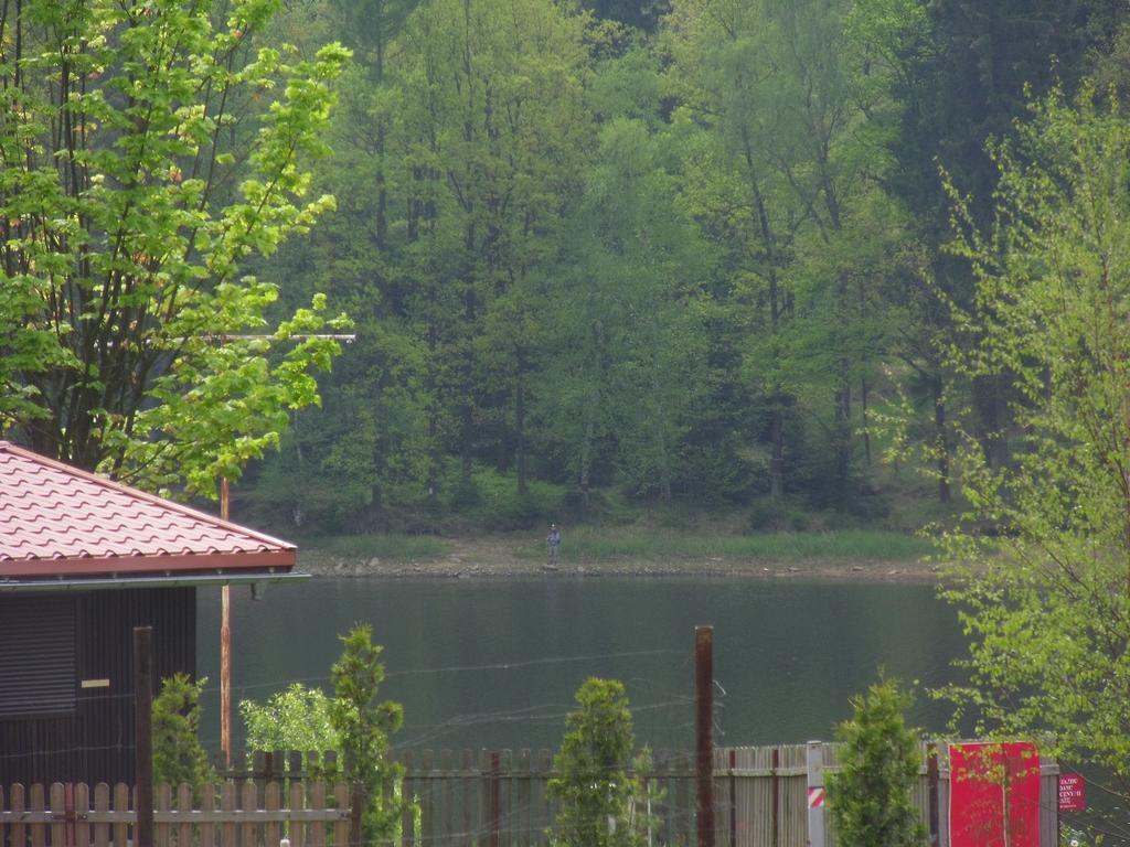 Domki Nad Jeziorem Karlowice Экстерьер фото